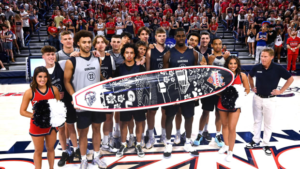 Gonzaga Kraziness in the Kennel